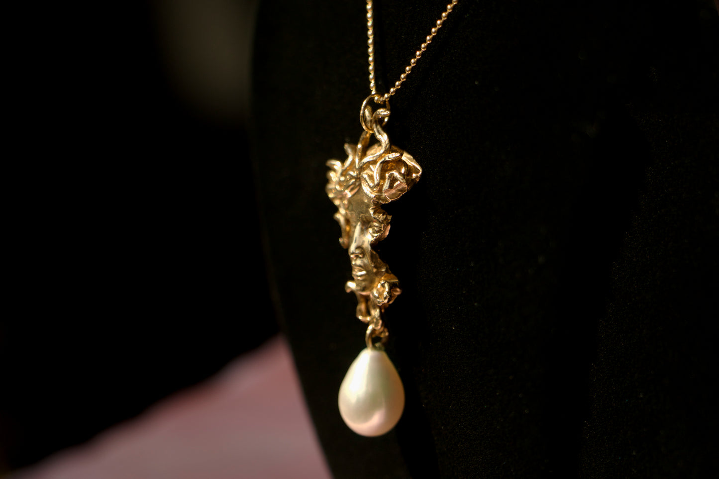 SAMPLE Medusa with Pearl