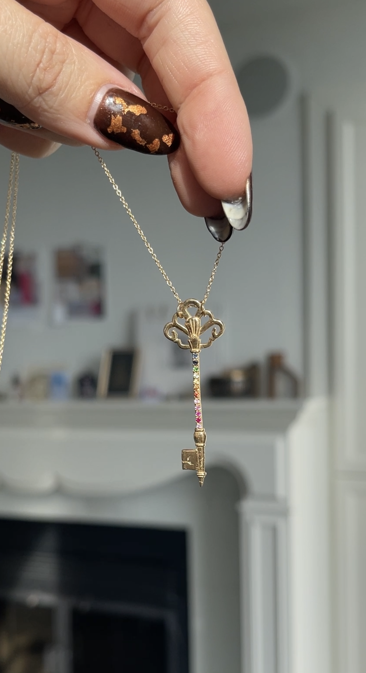 SAMPLE Key to Happiness + 20" chain