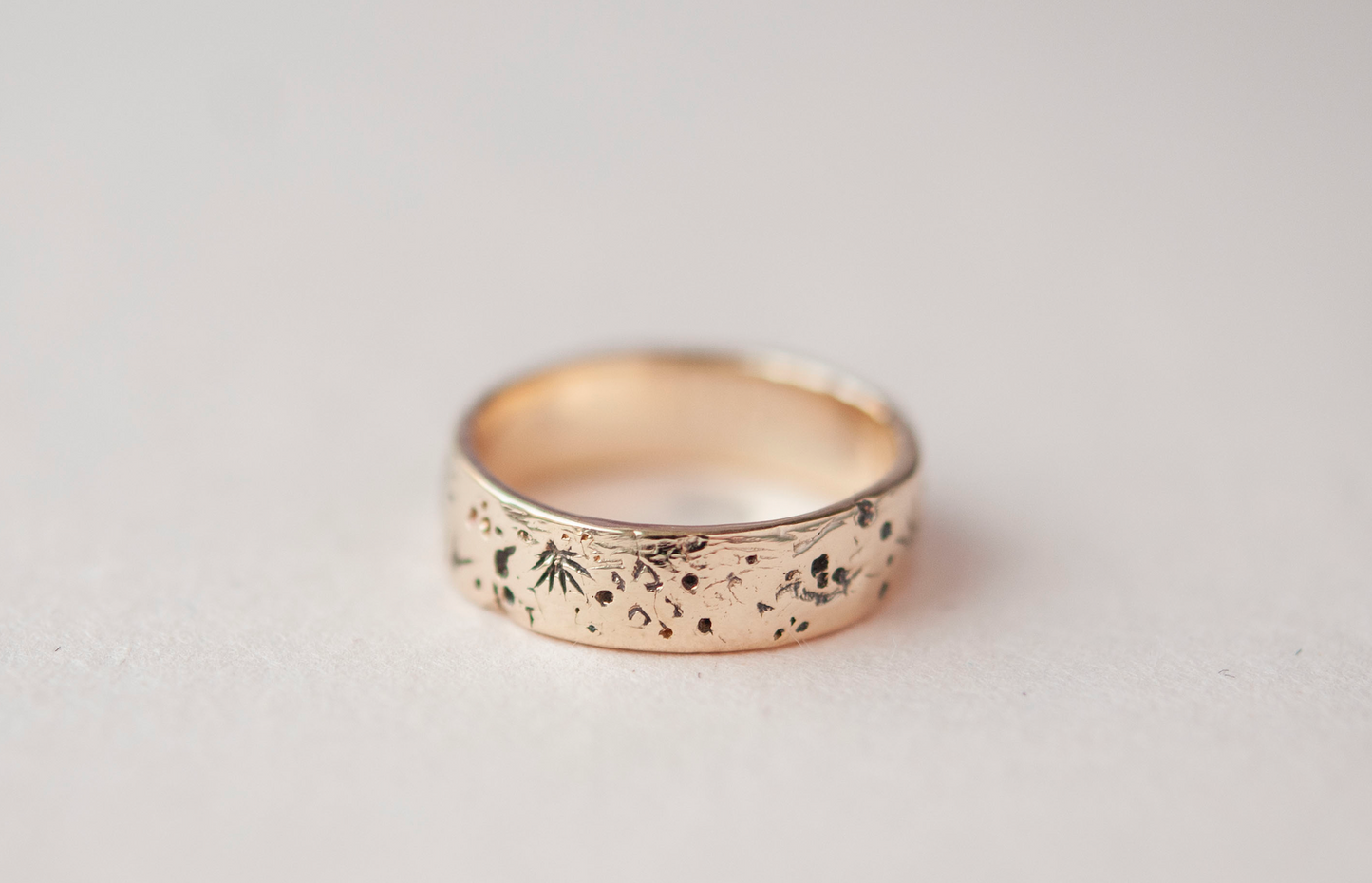 SAMPLE Moon Written in the Stars - Size 6.25