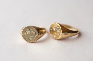 ÉCHANTILLON Bague FACE Gravée Femme Dorée