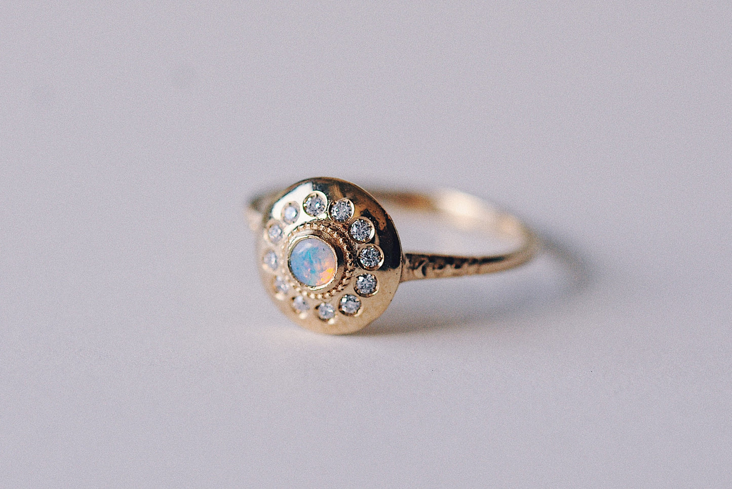 Royal Dynasty Lunari UFO Ring