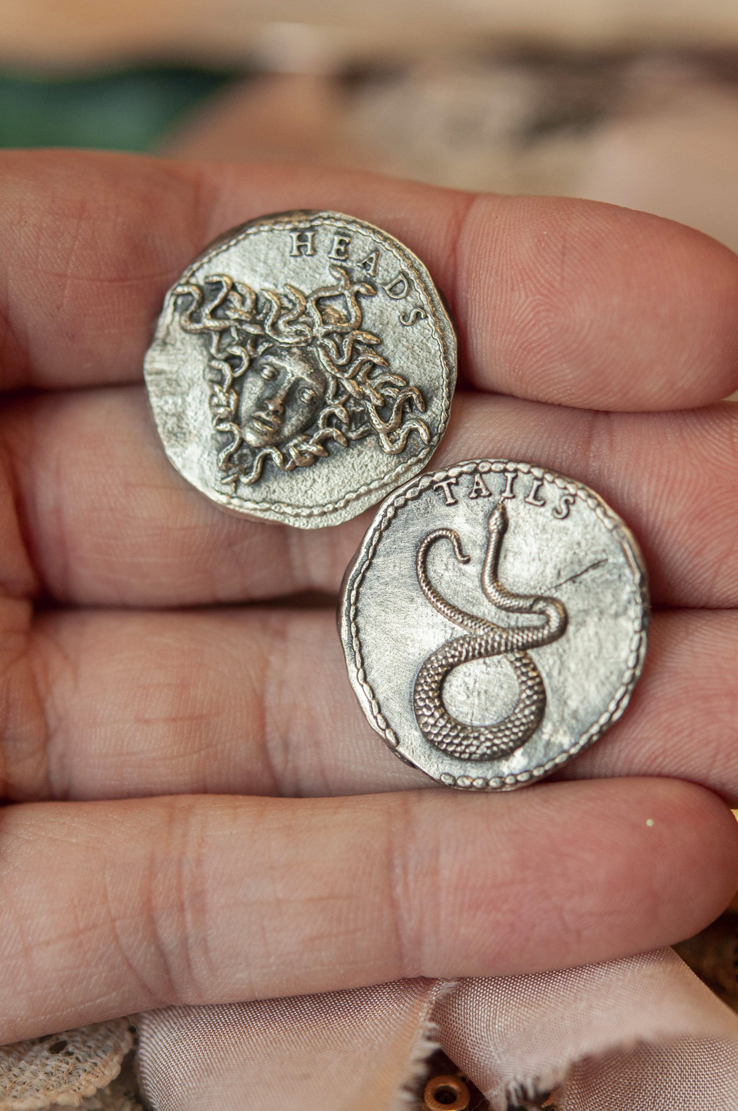 Medusa Decision-Making Coin
