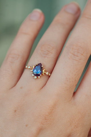 OOAK - 1.75ct Chatham Alexandrite Hades Ring