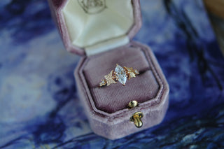 OOAK ÉCHANTILLON Bague papillon au clair de lune