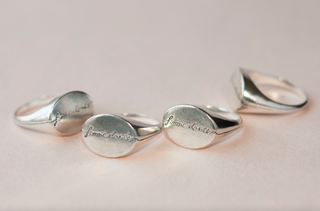 SAMPLE Femme Dorée WORDS Engraved ring