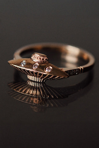 Tender UFO Ring
