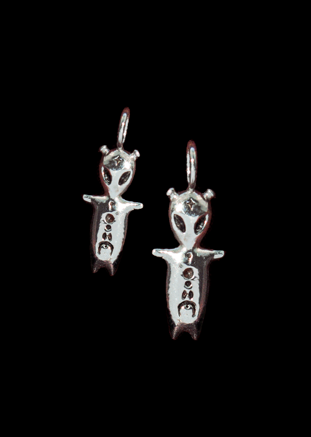 Silver Alien Worry Doll – Sofia Zakia Silver Alien Worry Doll – Sofia Zakia