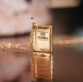 <em>Personnalisable</em> Collier Livre