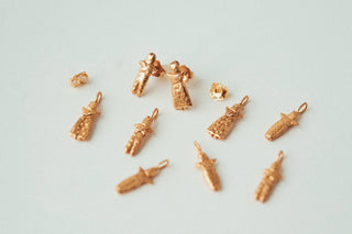 Boucle d'oreille baby worry doll