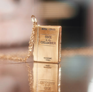 <em>Personnalisable</em> Collier Livre