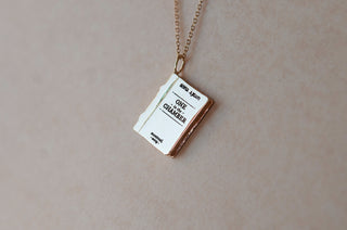 <em>Personnalisable</em> Collier Livre