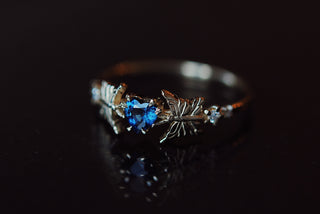 OOAK ÉCHANTILLON Bague papillon au clair de lune
