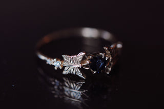 OOAK ÉCHANTILLON Bague papillon au clair de lune