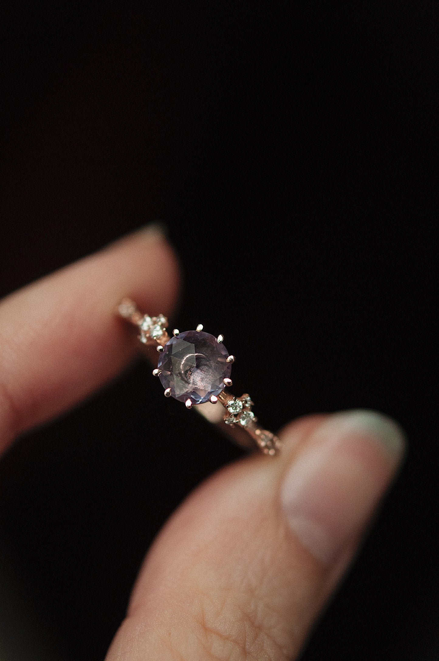 Rosecut Sapphire Oracle Ring