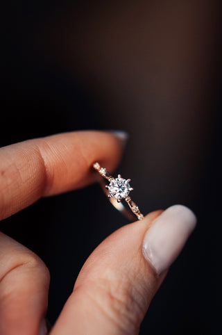 Ingenue Solitaire Ring