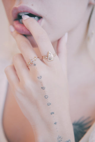 Bague Sorcière Cosmique Saphir Rose