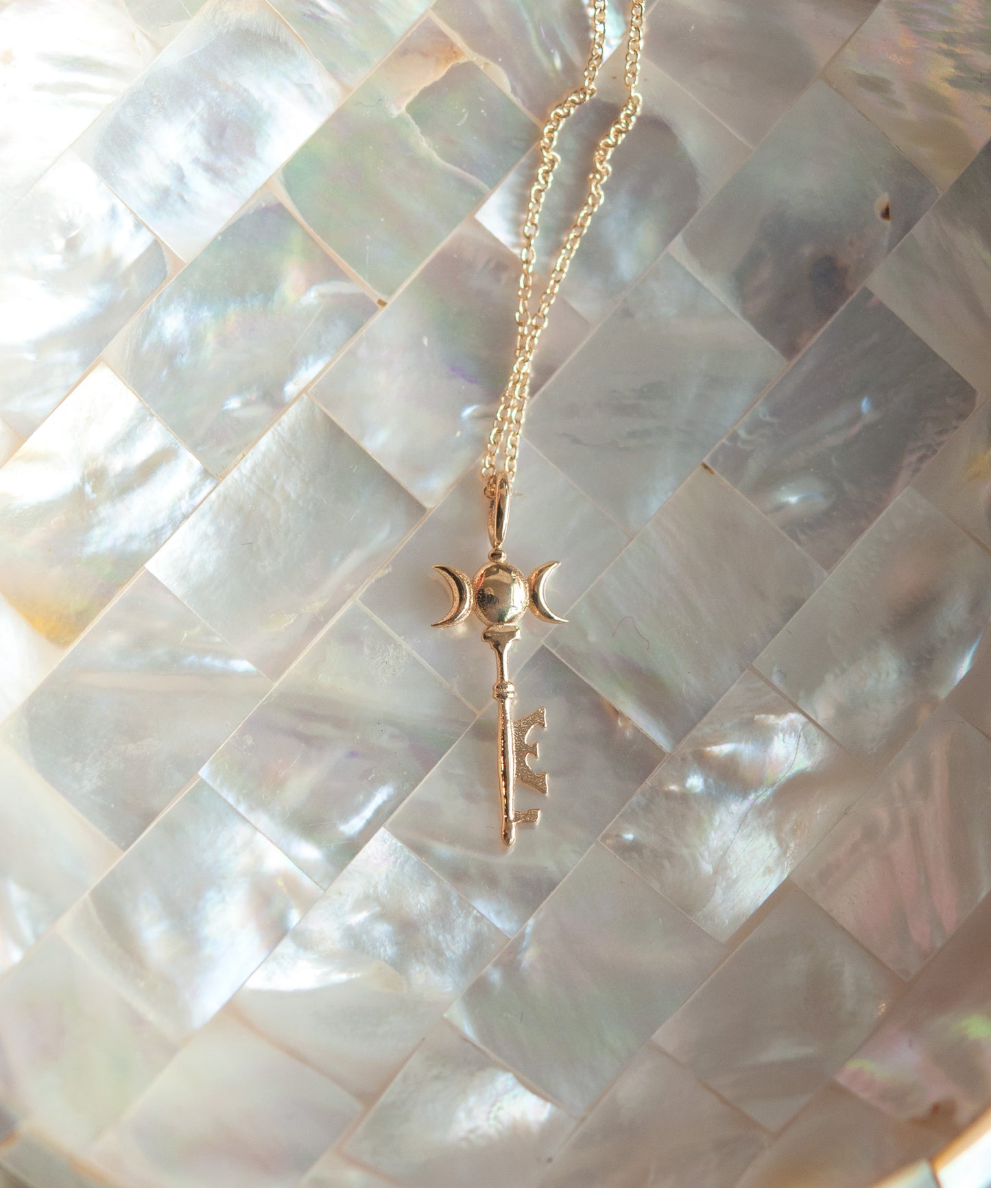 Exclusive! Hecate Key