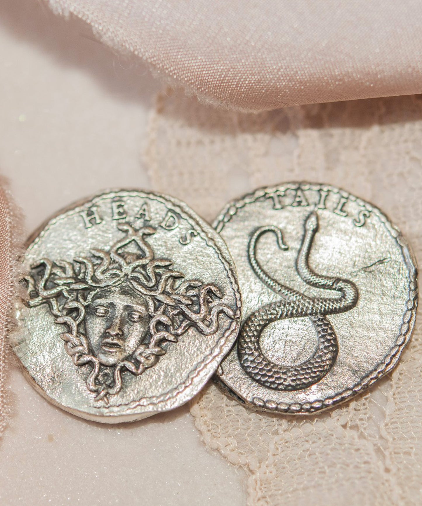 Medusa Decision-Making Coin