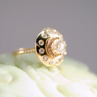 Bague UFO Reine Urobune