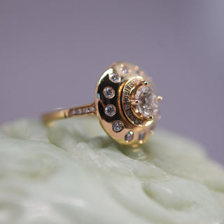 Bague UFO Reine Urobune
